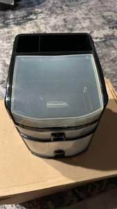 lot 270 image: Rubbermaid Desktop Organizer with Drawers - Retail $20