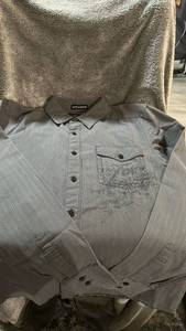 lot 304 image: Fox Brand Long Sleeve Button-Up Shirt Gray with Textured Grey Stripes Size M