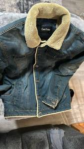 lot 309 image: Denim Jacket with Fleece Inside Size M