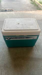 lot 316 image: Polar Care Insulated Cooler with Ice & Water Fill