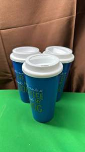 lot 514 image: Blue Coffee Travel Mugs with Twist-Off Lids Set of 3 - Retail $18