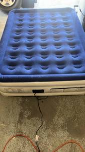 lot 646 image: Inflatable Air Bed Mattress with Built-in Electric Air Pump-FullQueen