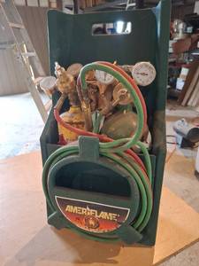lot 1512 image: Ameriflame Welding Set