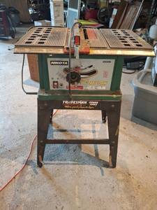 lot 1522 image: Nikota 10 Inch Table Saw Model JT-101