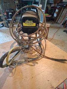 lot 1530 image: Wagner Airless Paint Sprayer Model 9145