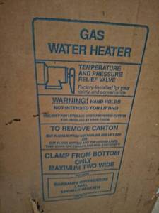 lot 1538 image: Gas Water Heater - 20 Gallon, Natural Gas