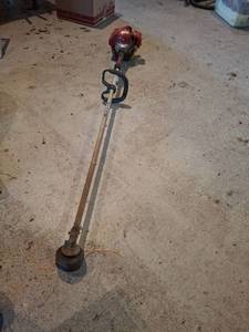 lot 1586 image: Gas-Powered String Trimmer