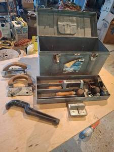 lot 1619 image: Tool Box with Hand Tools