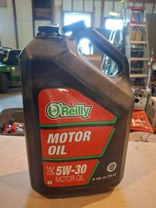 lot 1633 image: OReilly Motor Oil SAE 5W-30 5 Qt (4.73 L)