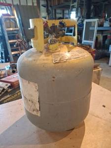 lot 1651 image: Worthington Cylinders Refrigerant Cylinder 5-03