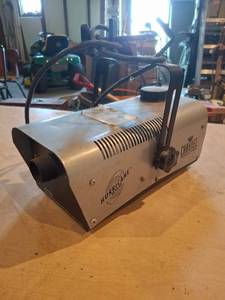 lot 1659 image: Chauvet Hurricane F-800 Fog Machine