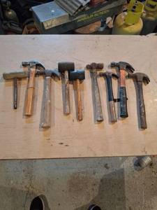 lot 1661 image: Lot of Hammers