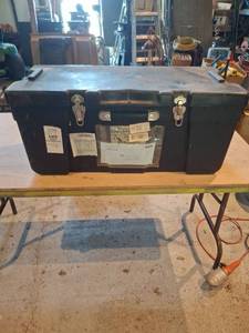 lot 1663 image: Storage tote with metal latches