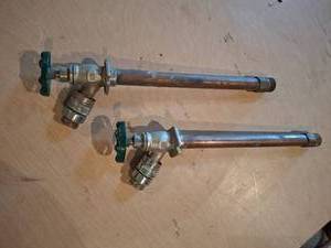 lot 1669 image: Pair of Hose Spigots