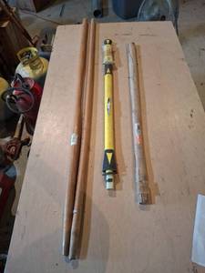 lot 1694 image: Replacement Handles - 1 Cracked