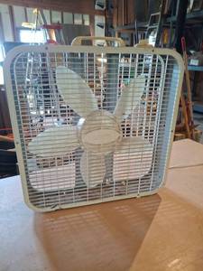 lot 1699 image: White Lasco Fan and Titan Heater