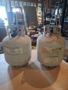 lot 1704 image: (2) Propane LP Cylinders