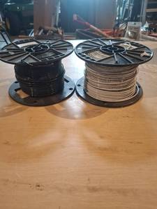 lot 1734 image: 2 Spools Electrical Wire - Black, White - 14 Gauge
