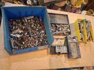 lot 1736 image: Assorted Sockets