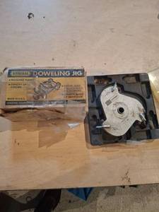 lot 1741 image: General Doweling Jig and Craftsman Moulding Set