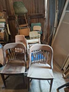 lot 1760 image: Lot of Chairs - Multiple Styles