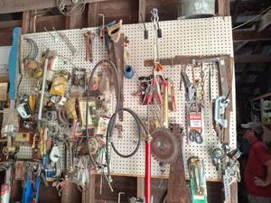 lot 1770 image: All Hanging on Peg Board
