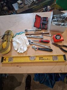 lot 1819 image: Hand Tools Lot - Stanley ProBeam Level, Lufkin Tape Measure