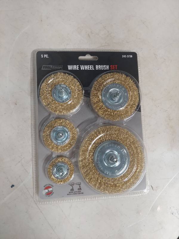 lot 2012 image: Wire Wheel Brush Set 5 pc