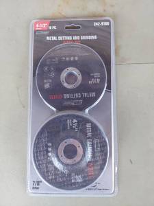 lot 1249 image: Tool Shop 10 PC Metal Cutting and Grinding Wheel Set 4-12