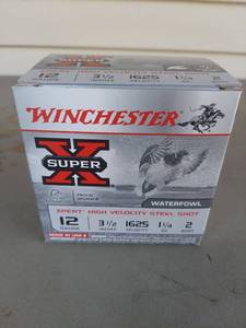 lot 1827 image: Winchester Super X XPERT Steel Shot 12 Gauge