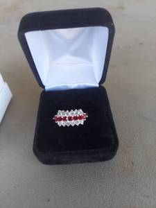 lot 1862 image: Red and Clear Stone Ring in Box