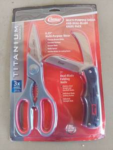 lot 2098 image: Clauss Multi-Purpose Shear and Dual-Blade Knife Pack