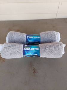 lot 2101 image: (2) Microfiber Auto Cloths 8 Pack
