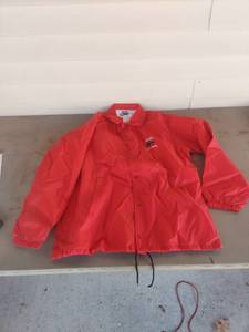 lot 2127 image: Winston Rodeo Awards Red Nylon Coaches Jacket - M