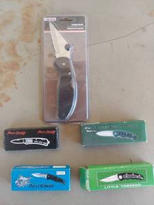 lot 2138 image: Folding Pocket Knife Lot - 5 Pieces