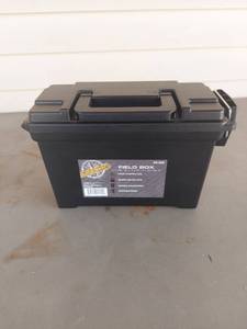 lot 2146 image: Guidesman Field  Ammo Box