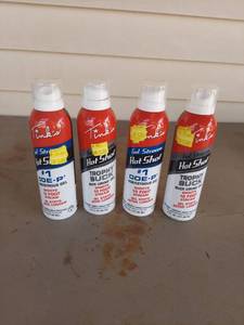 lot 2159 image: (4) Tinks Hot Shot Gel Stream Deer Urine Scent