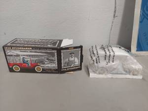 lot 1386 image: Lennox 1916 Studebaker Pickup Truck Bank