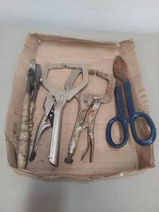 lot 2199 image: Locking pliers and shears