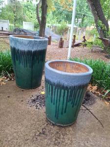 lot 1004 image: Glazed Ceramic Planters - 2-Piece Set, Green Drip Glaze