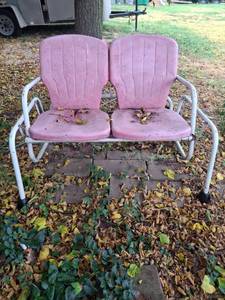 lot 1019 image: Bayou 2-Seat Gliding Bench
