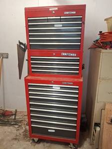 lot 1041 image: Craftsman 3-Piece Tool Chest with Drawers