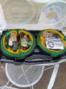 lot 1042 image: QuadWinder Ratchet Tie Downs - 14 ft, 4 Pack
