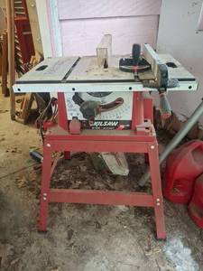 lot 1052 image: Skilsaw 10 Inch Table Saw 15 Amp