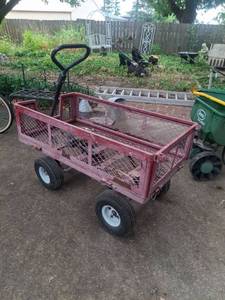 lot 1054 image: Garden Cart