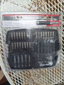 lot 1058 image: Porter-Cable 35 Piece Drill Drive Set