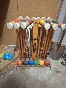 lot 1070 image: Sportcraft Croquet Set with Other Outdoor Toys