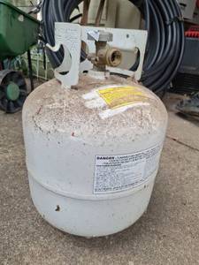 lot 1076 image: Propane Cylinder with OPD Valve