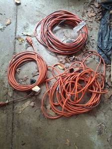 lot 1101 image: Lot of 3 Orange Extension Cords
