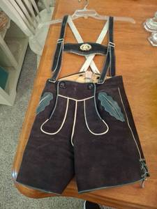 lot 1132 image: Made in Western German Lederhosen - Dark Brown with Suspenders